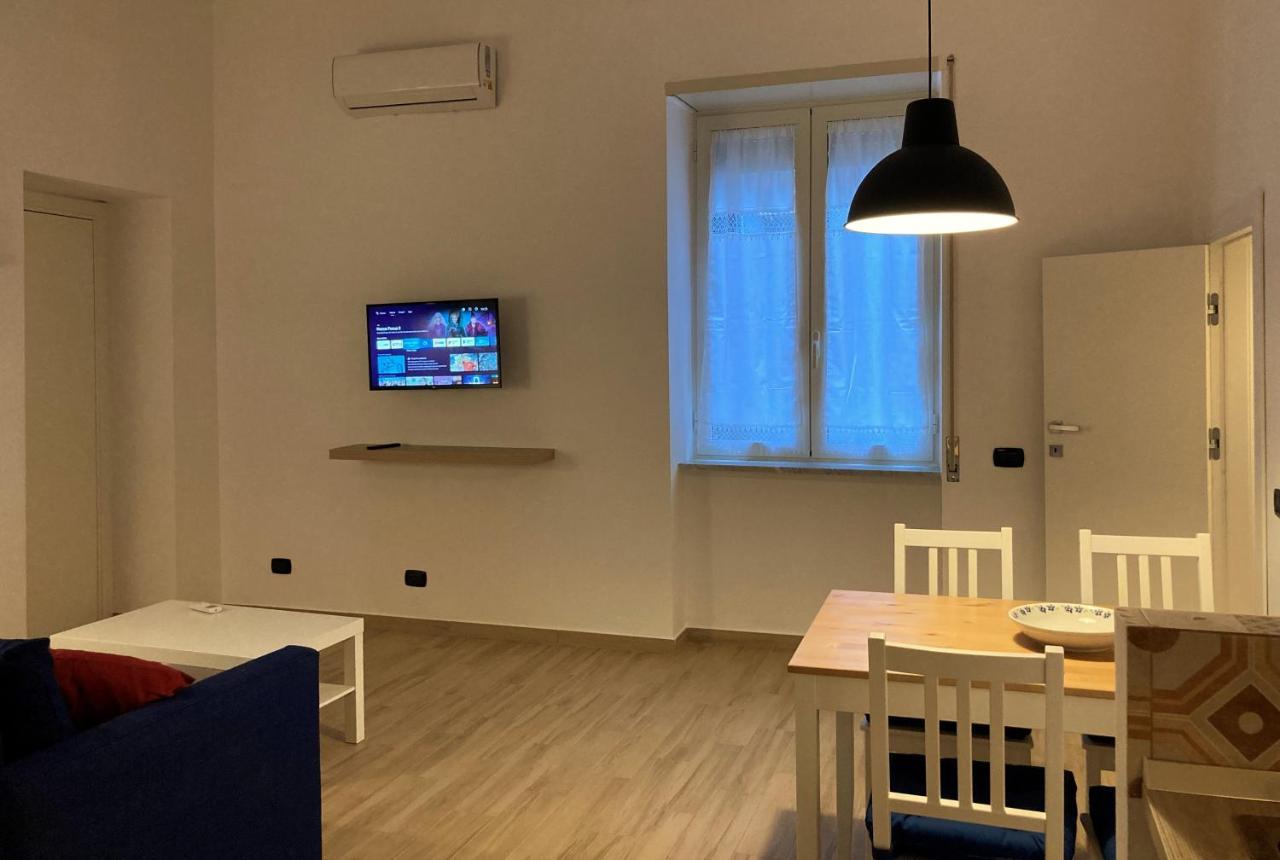 La Casa Blu Nel Cuore Storico Di Napoli Exterior photo