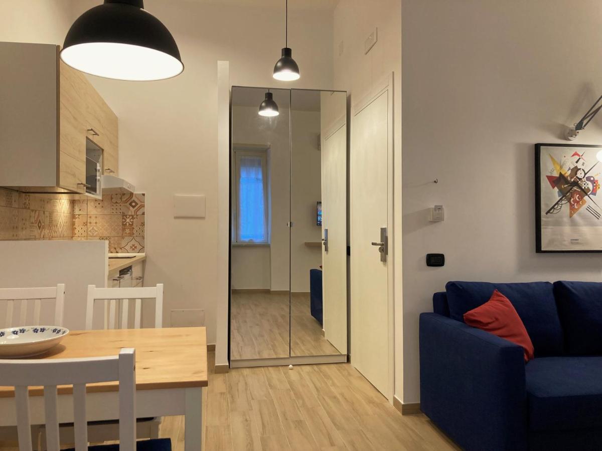 La Casa Blu Nel Cuore Storico Di Napoli Exterior photo